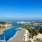 Central Beachfront Port view rooms
