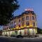 Royal Sebzor Expo Hotel