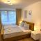 Moderne, komplett eingerichtete Wohnung mit Parkplatz & 24h Check-in
