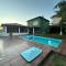 Casa familiar com piscina Penedo RJ