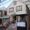 IZA Enoshima Guest House and Bar