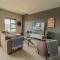 Bright Rosebank Gem Connected to the Mall with Backup Generator