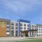 Holiday Inn Express & Suites Sheridan South by IHG