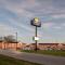 Days Inn & Suites by Wyndham Des Moines Airport