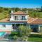 Modern villa Grgo with pool and jacuzzi in Tinjan