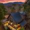 New Luxury Vacation Home Cabin in Smoky Gatlinburg - Theater Room