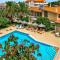Paras Sun Hotel & Apartments