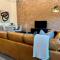 Brick & Bed Riverfront Lofts, T 302