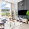 Luxe 3BR Golden Hideaway Top Floor, Balcony & BBQ