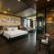 Ja Cosmo Hotel and Spa