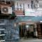 Family Rooms Only By Provide The URO Group - Main Bazar Paharganj