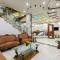 Hotel Legend International -Just a min walk from New Delhi Railway Station