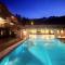 Aparthotel Familiaris - Family Apartments - Pools & Spa in Dolomites