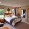 Blue Ridge Studios and Bed & Breakfast