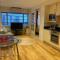 NELL GWYNN HOUSE - Cosy One Bedroom Apartment with AC, Sloane Square, London