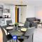 Modern 2 Bed Apartment in York City Centre - Best York Location - Steps from Top Attractions
