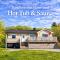 Familyfriendly-modern, in the fishingtown Stamsund, with Sauna and Jacuzzi