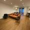 1 bedroom city centre apartment with free parking