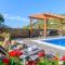 Villa La Cola Nerja by Ruralidays