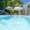 Long Story Guest House
