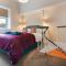 Albert Road Apartments Room 1