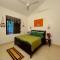 Romanov Home Stays-Ivy