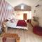 La Maisonnette , 2 personnes, charming cottage, 4 km from the beaches
