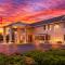 Econo Lodge Inn & Suites Fairview Heights St Louis