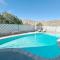 Mid-Century El Dorado - Pool, BBQ, King Bed, Garden