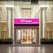 Trendy Romantic MAXScreen International Hotel Guangzhou Baiyun International Airport Branch - Free Shuttle Bus to Guangzhou Baiyun International Airport & Free Deliver Service to Canton Fair Complex During Canton Fair Period & Free VPN Internet Access