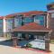 La Quinta Inn and Suites by Wyndham Paris