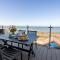 2 Bed Beach House in a fantastic sea front setting