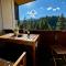 Panoramic Penthouse - Pool, Sauna & Private Parking