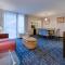 Glenstone Lodge - Suite Deluxe Queen