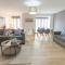 Bright 2 Bed Apartments in Marston Oxford, Free Parking, OX3 Near John Radcliffe Hospitals & University Parks
