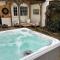 Large family home, sea view, hot tub, beach 5 min walk, dog friendly