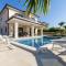 Luxury Villa Laura with Jacuzzi in Malinska