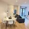 Extra large spacious 1 Bedroom private apartment, Nr St Albans City Station, Business, contractor, Parking, WiFi