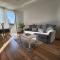 Sunny City Center Apartment, free parking