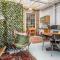 Cozy two-room city center apartment with garden