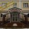 Hotel Karavella Завжди є світло!