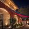 Kutir 27 - just 27 steps from Western gate of Taj Mahal