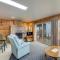 Sanderling Sea Cottages, Unit 3 w/ Private Balcony