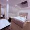 Premium Apartment with Dover Castle Views, Central Dover