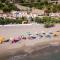 Testa di Monaco - Basic Beach Accommodations