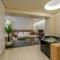 Athensis Central Suites