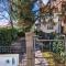 Belette Apartments & Park