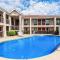 Econo Lodge Inn & Suites Murfreesboro Shopping District