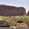 Slackline Moab, Outset Collection by Hilton