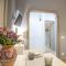 ROSSI HOUSE - Family-friendly, newly renovated ground-floor apartment close to the Sea 100 m, near central ANZIO and the Train Station
